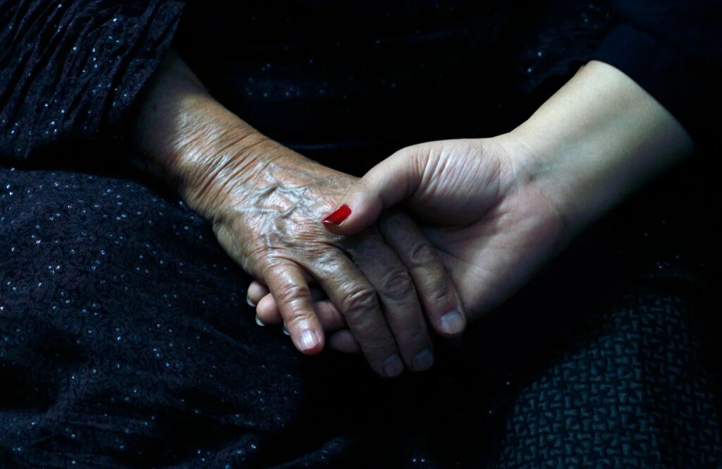 Designer Enzyme Strips Decades of ‘Rust’ From Aging Human Tissue