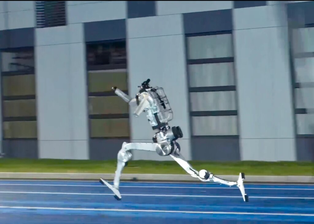 Unitree Claims New Humanoid Robot Outruns Usain Bolt